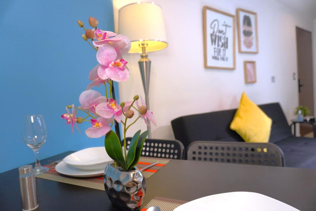 Gran ubicación y confortable Depto. con vigilancia