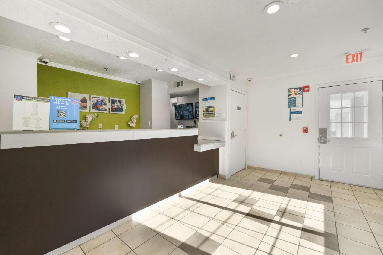Image: Studio 6 Extended Stay - Tucker, GA - Atlanta Northlake