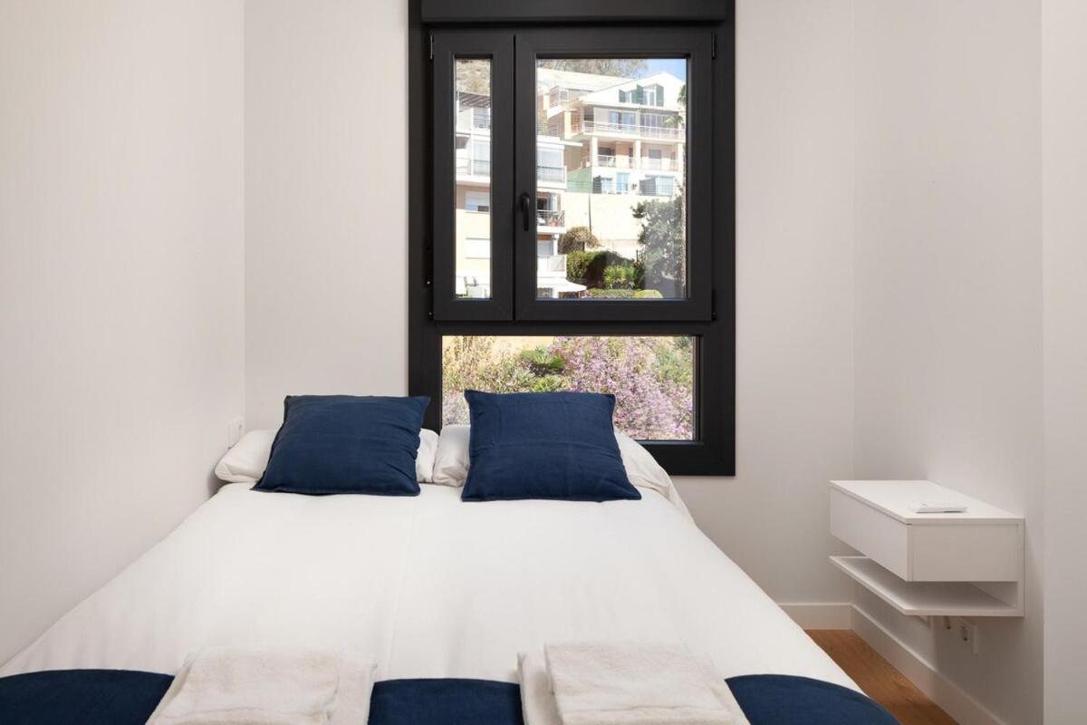 Your Sunny Retreat! Modern apt steps to the beach - 2