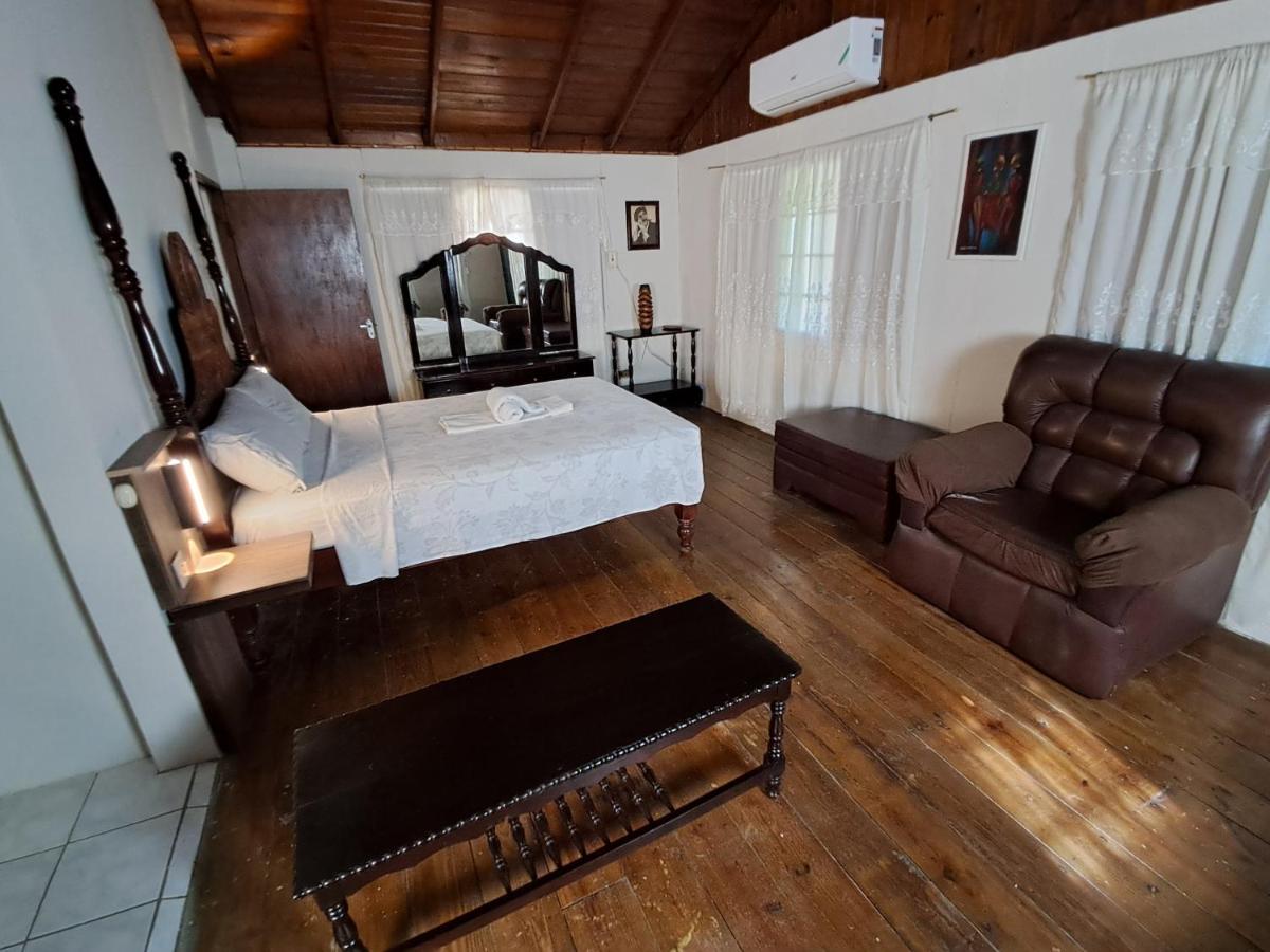 Barry's Rooms Negril - 5