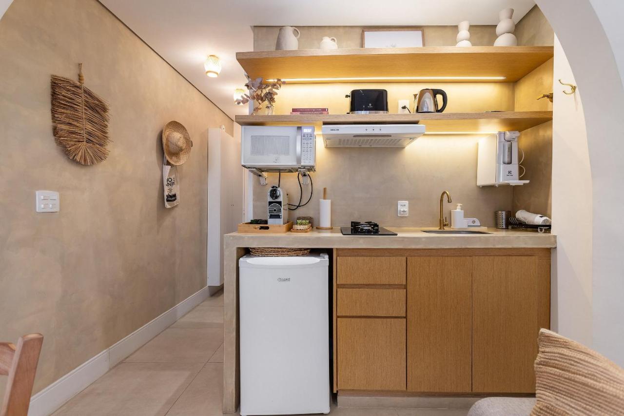 CurtaIpanema: Studio lindo, equipado, 2 qds praia. - 2