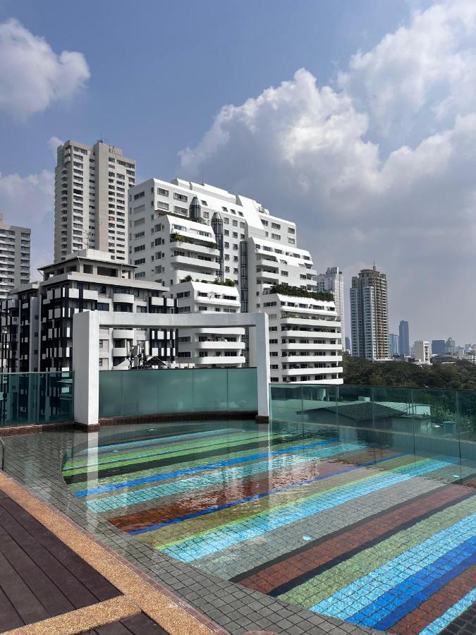 Spacious Sukhumvit Condo near EmQuartier - 4