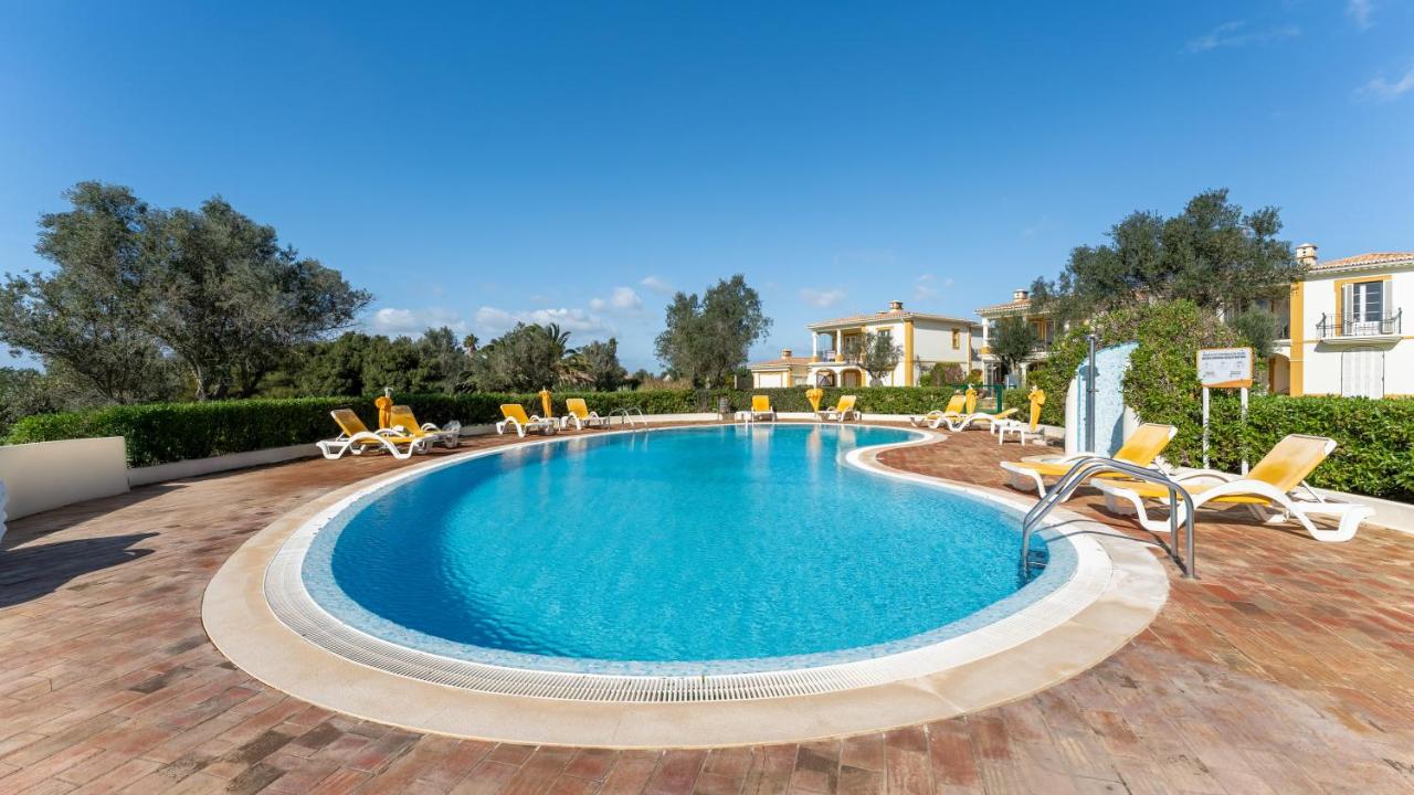 1 BDR Flat With Pool - 125D Gramacho by LovelyStay - 2