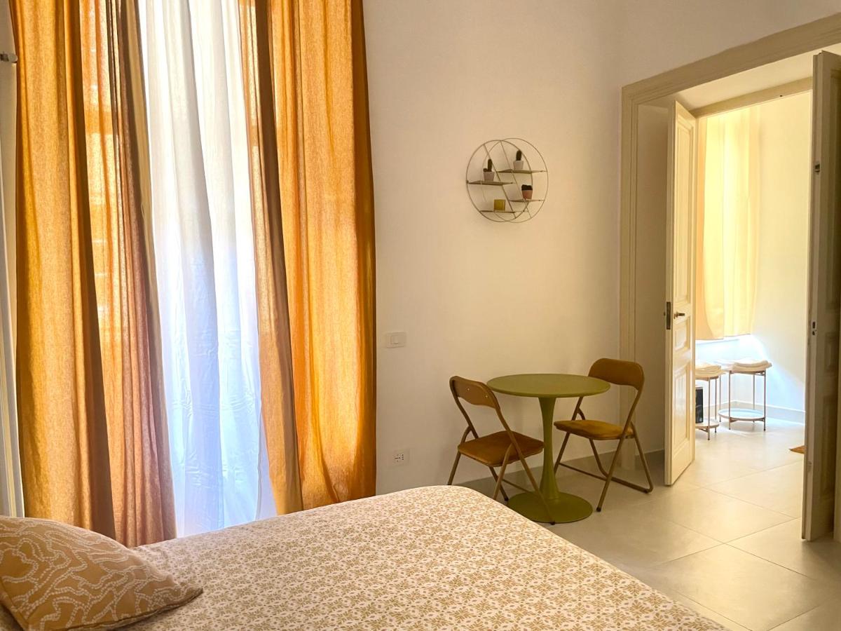 Bed & Breakfast RCH Roman Central House