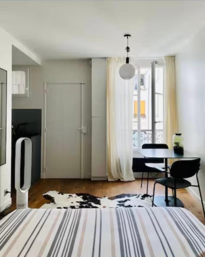 Chic Studio - Montorgueil, AC & Fast Wi-fi - 2