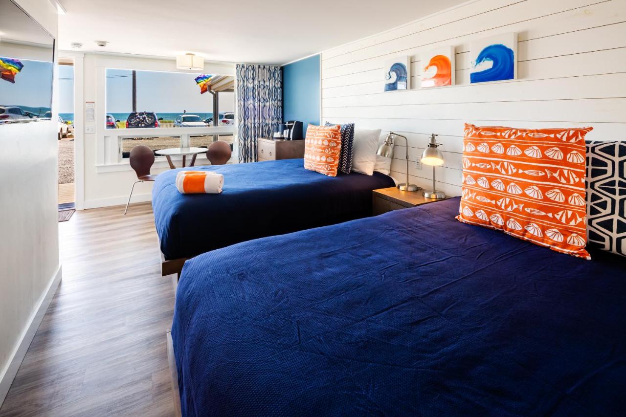 Breakwater Hotel — photo 11