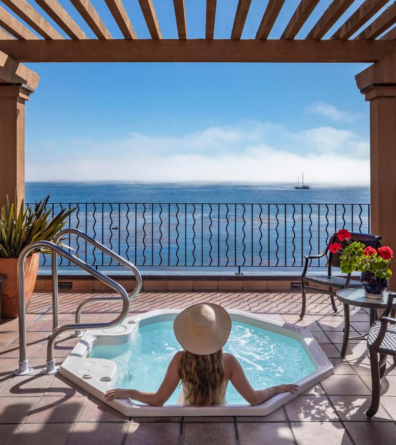 Monterey Bay Inn — photo 9