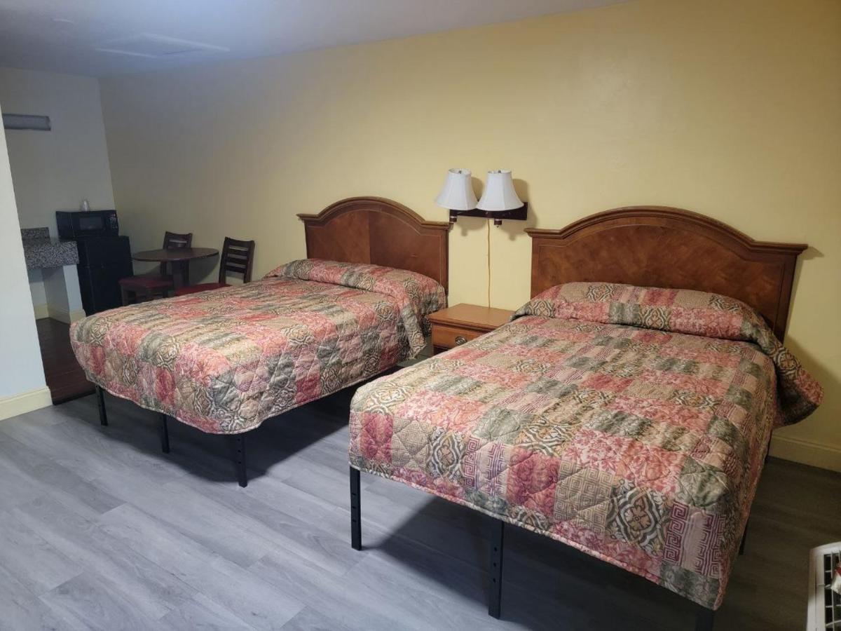 Snow White Motel — photo 2