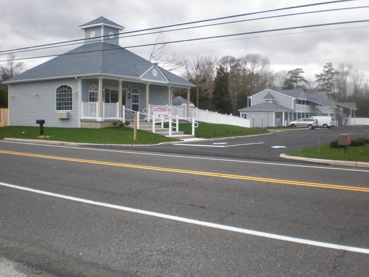 Village inn & suites — photo 12