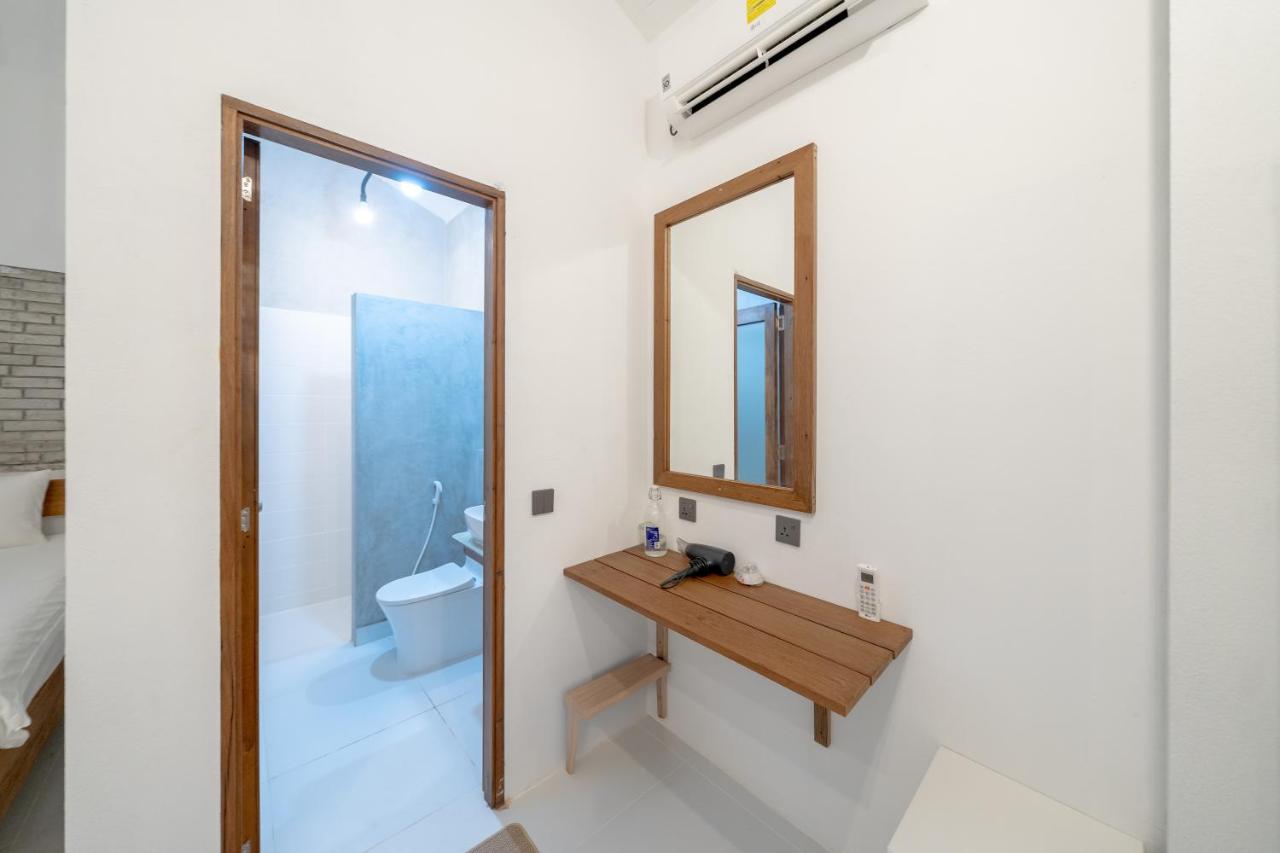 Brickwood Rasdhoo- Beach front - 2