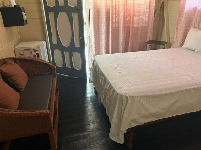 3Dives Cliffside Rooms - 2