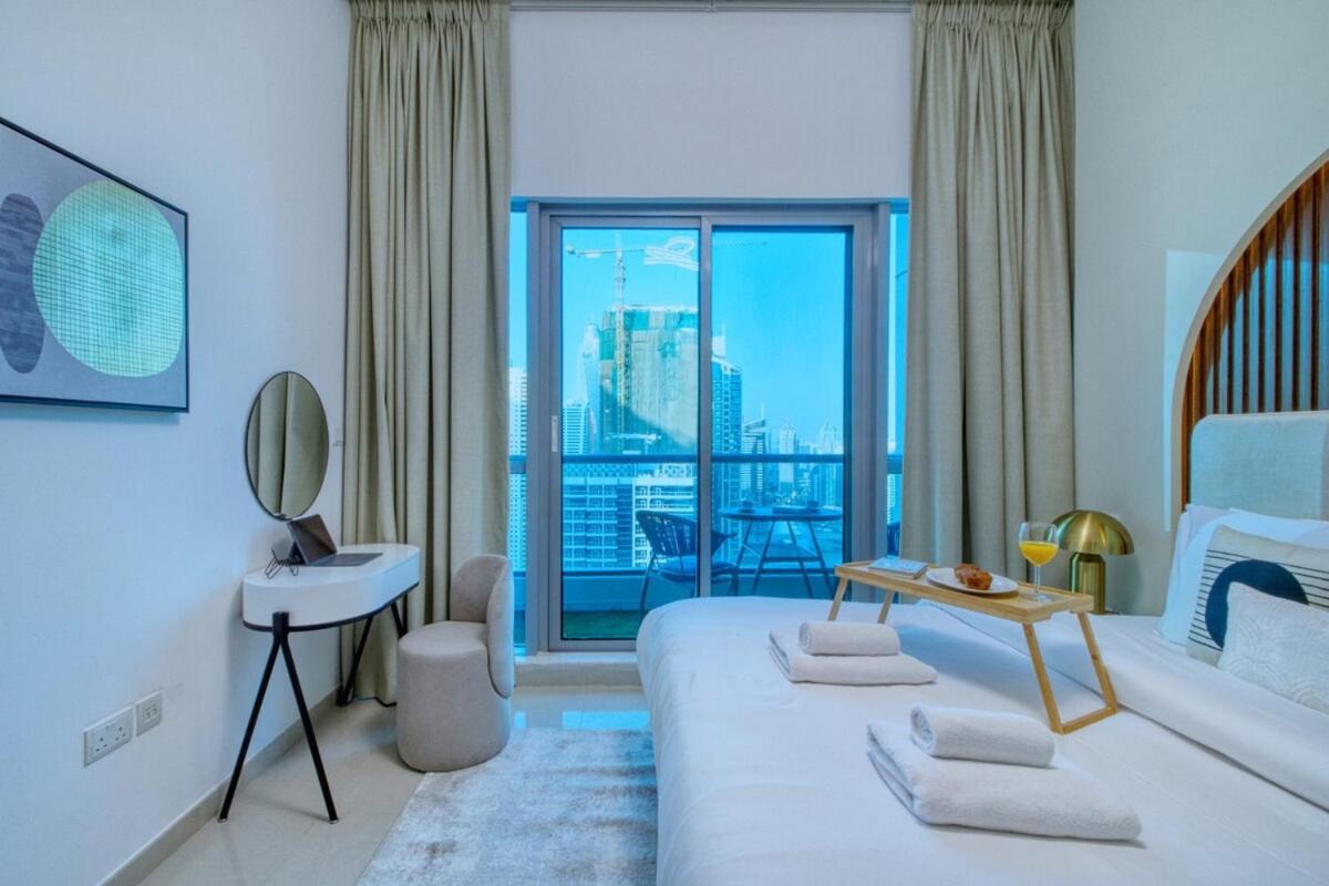 Waterfront 1BR - Marina Views - Walk to Beach & Mall - 2