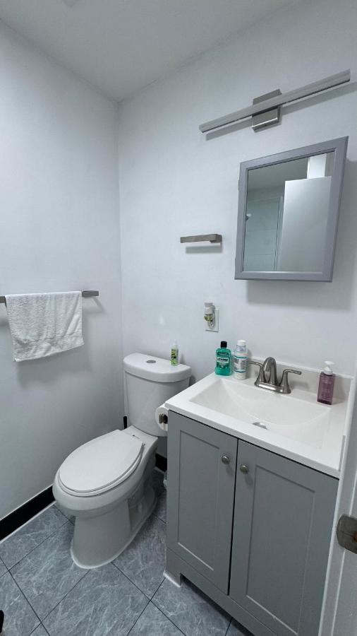 Private Bedroom with Dedicated Bathroom 15mis NYC - 3