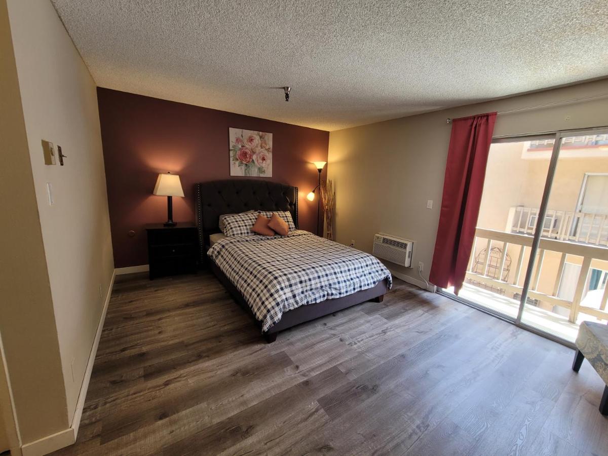 Beverly Hills Suite - 3