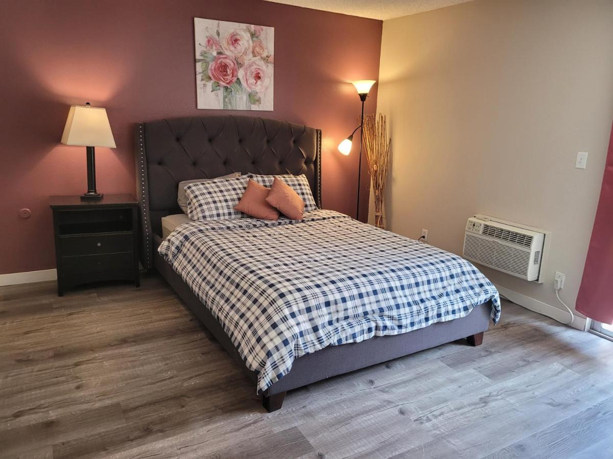 Beverly Hills Suite - 4