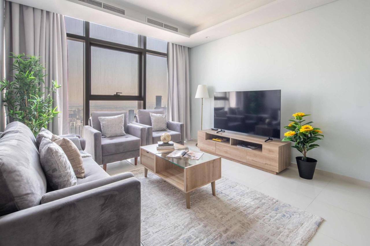 Frank Porter - Paramount Midtown - 3