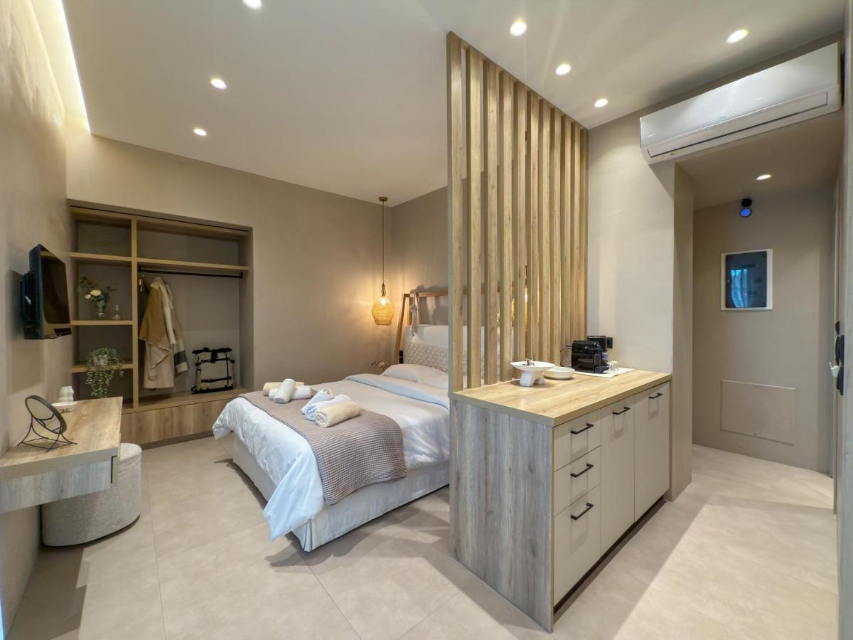 Geraniou Boutique Studio - 2