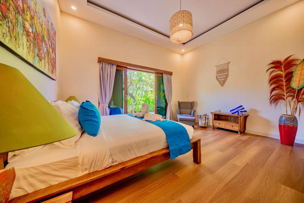 Villa Paradise Seminyak - 2