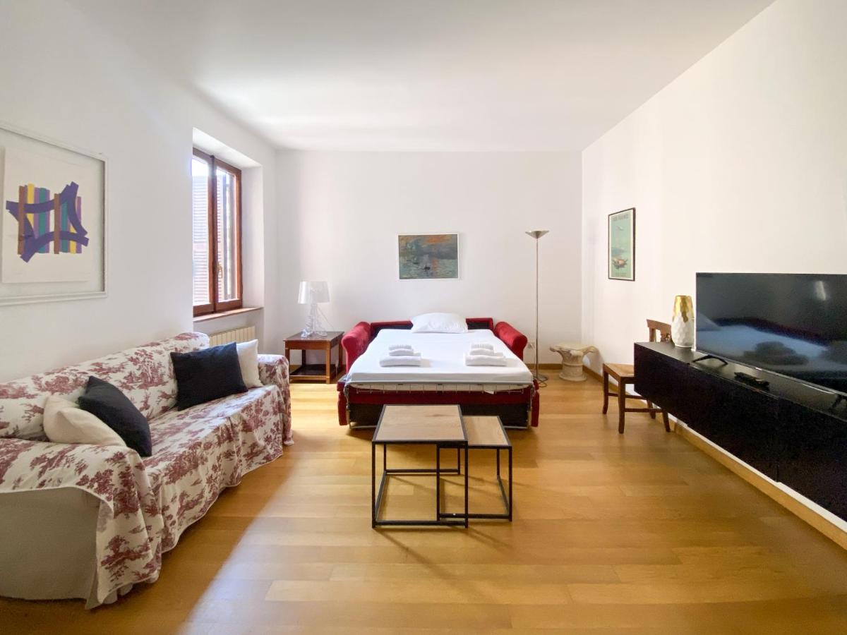 JHHIT - In the heart of Rome near the Colosseum - 5