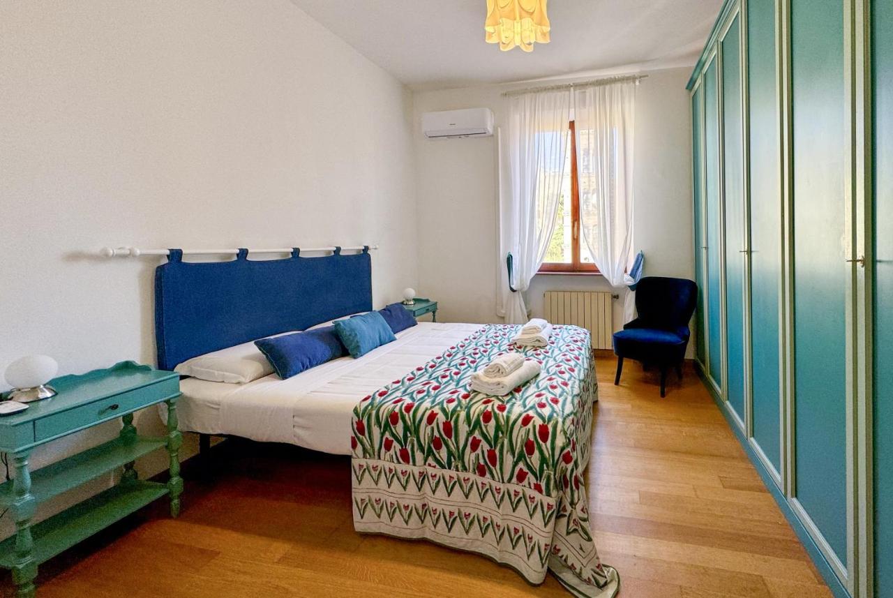 JHHIT - In the heart of Rome near the Colosseum - 2