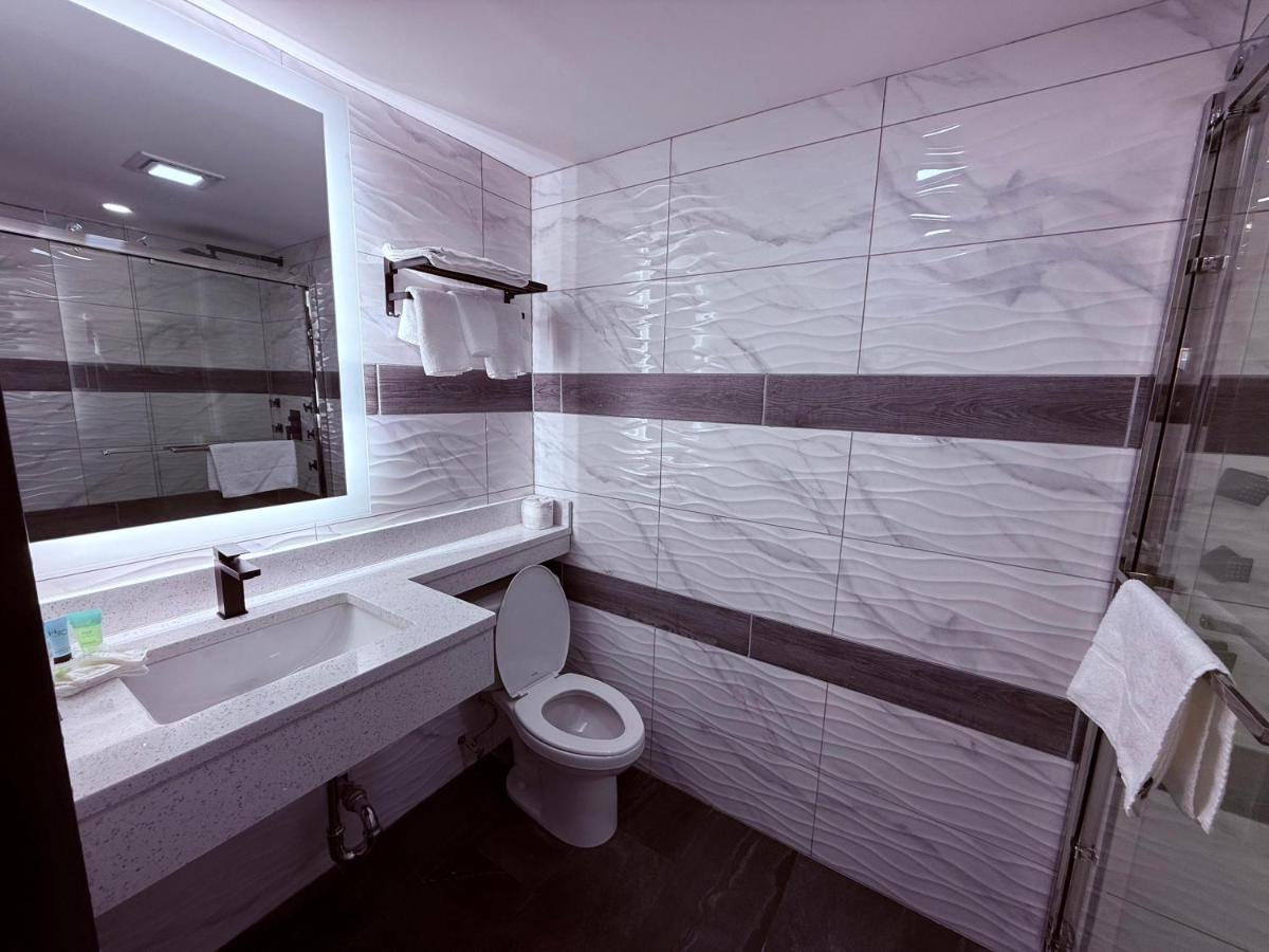 The Vine Hotel Bronx New — photo 3