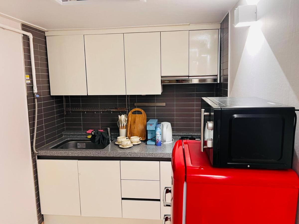 #MangwonStation1min#MangwonDong#MangwonMarket#CloseToSubway#2Beds#PrivateRoom#DesignHouse - 3