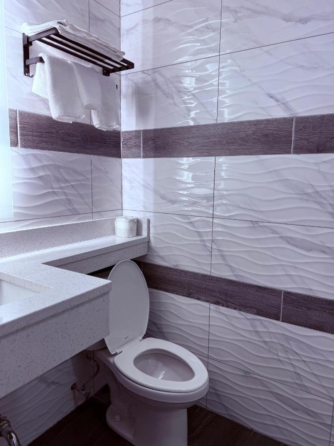 The Vine Hotel Bronx New — photo 16