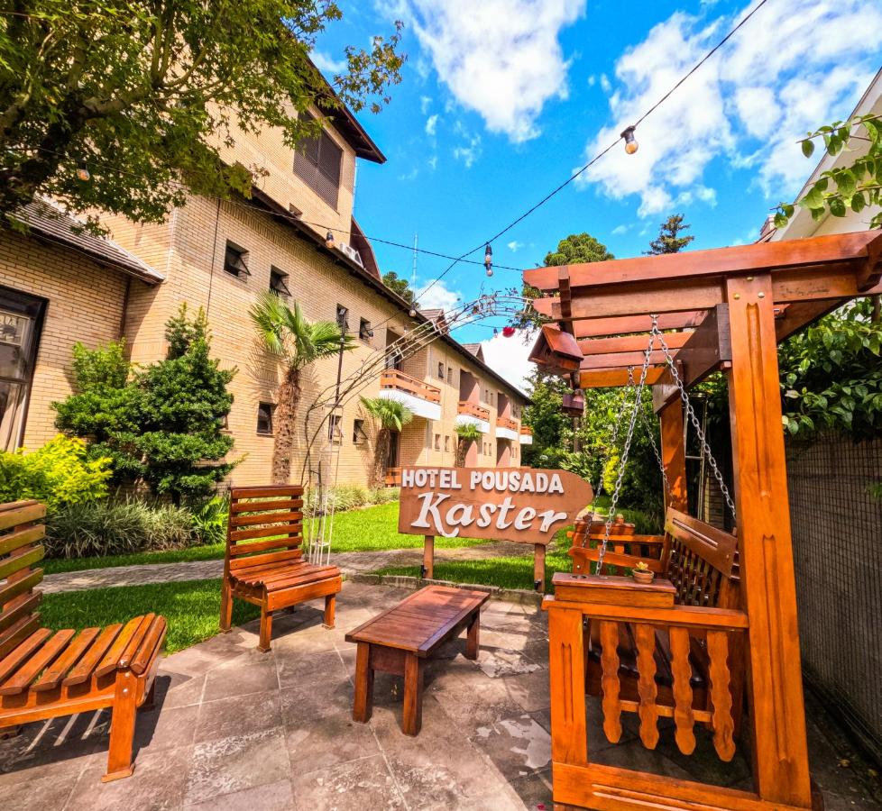 Hotel Kaster — quarto