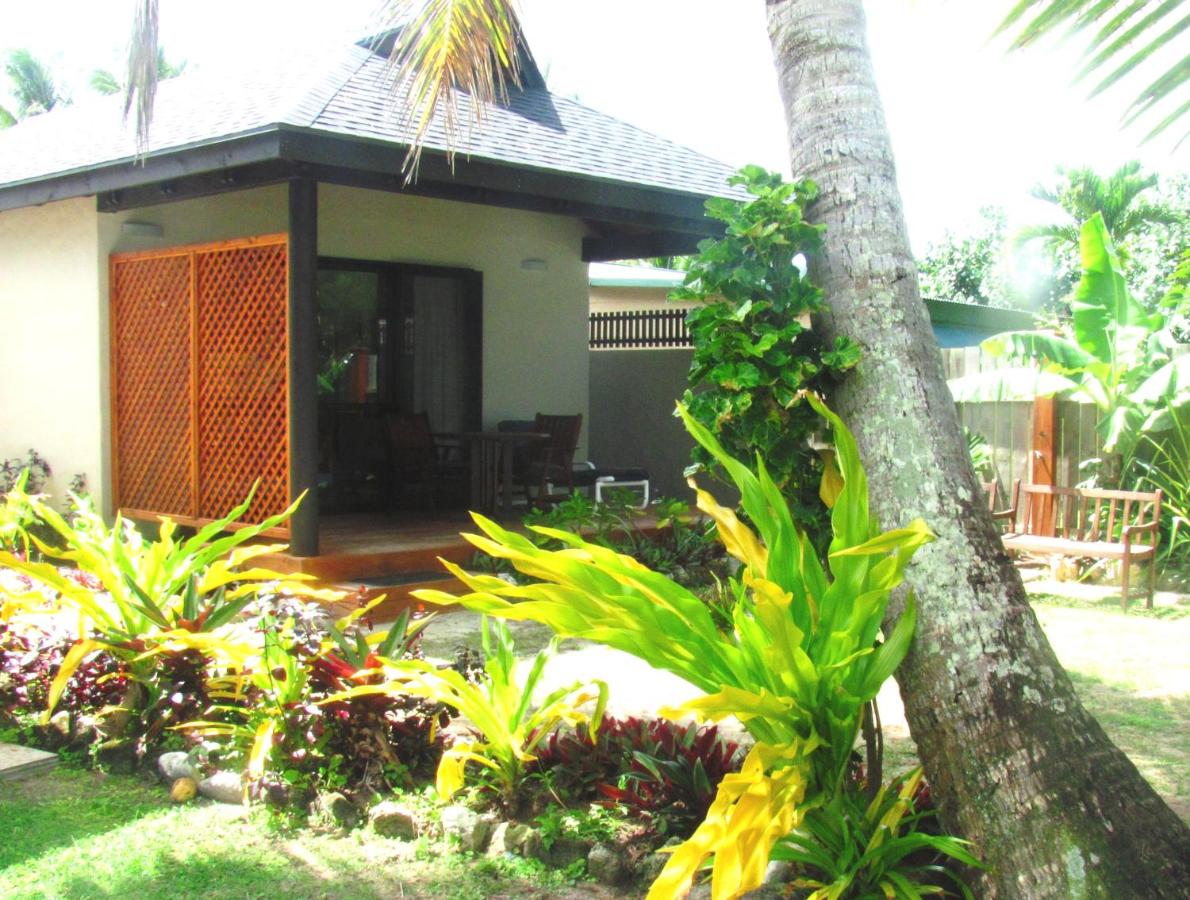 Muri Beach Resort photo