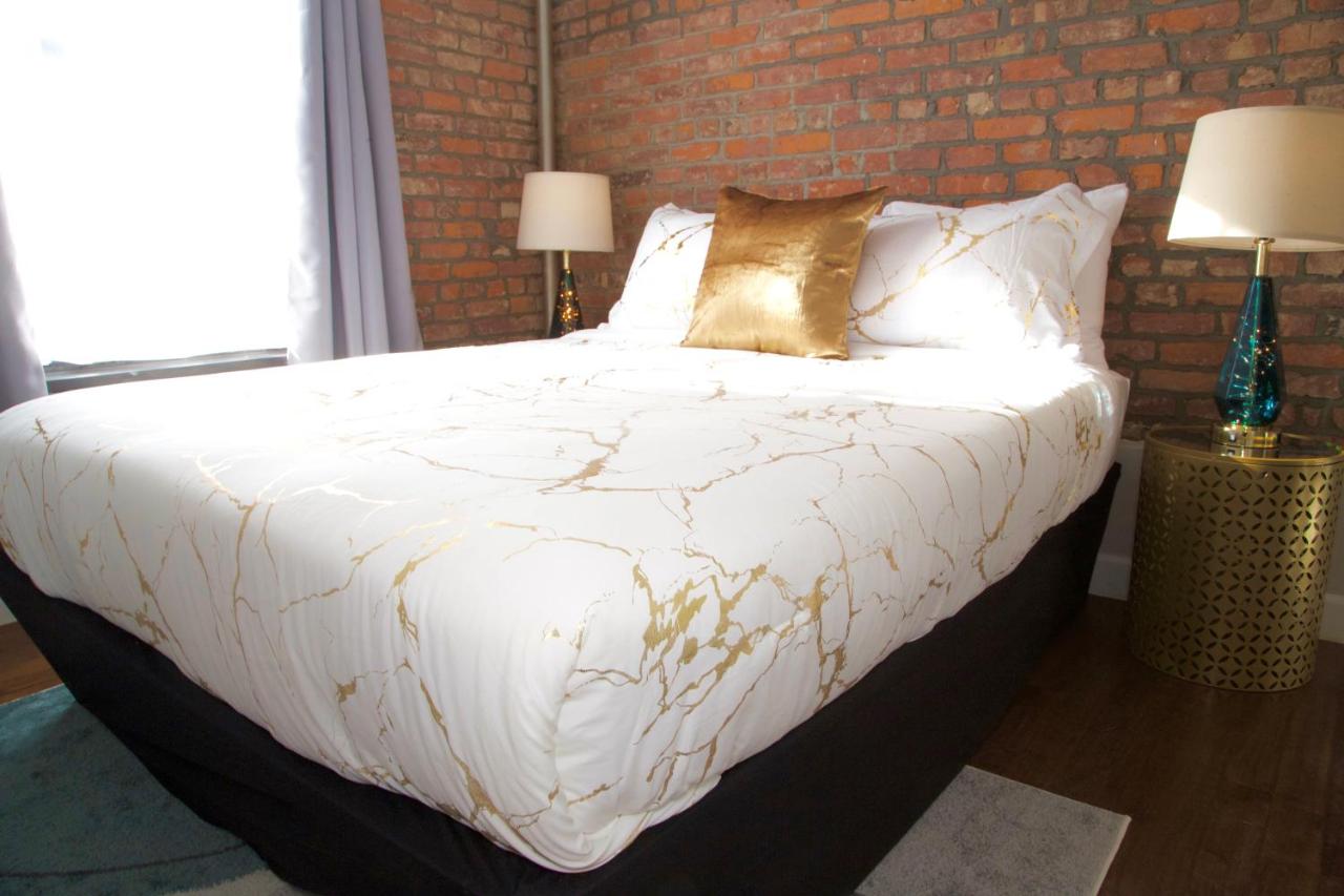 New2 York Style Stay near Central Park - 2