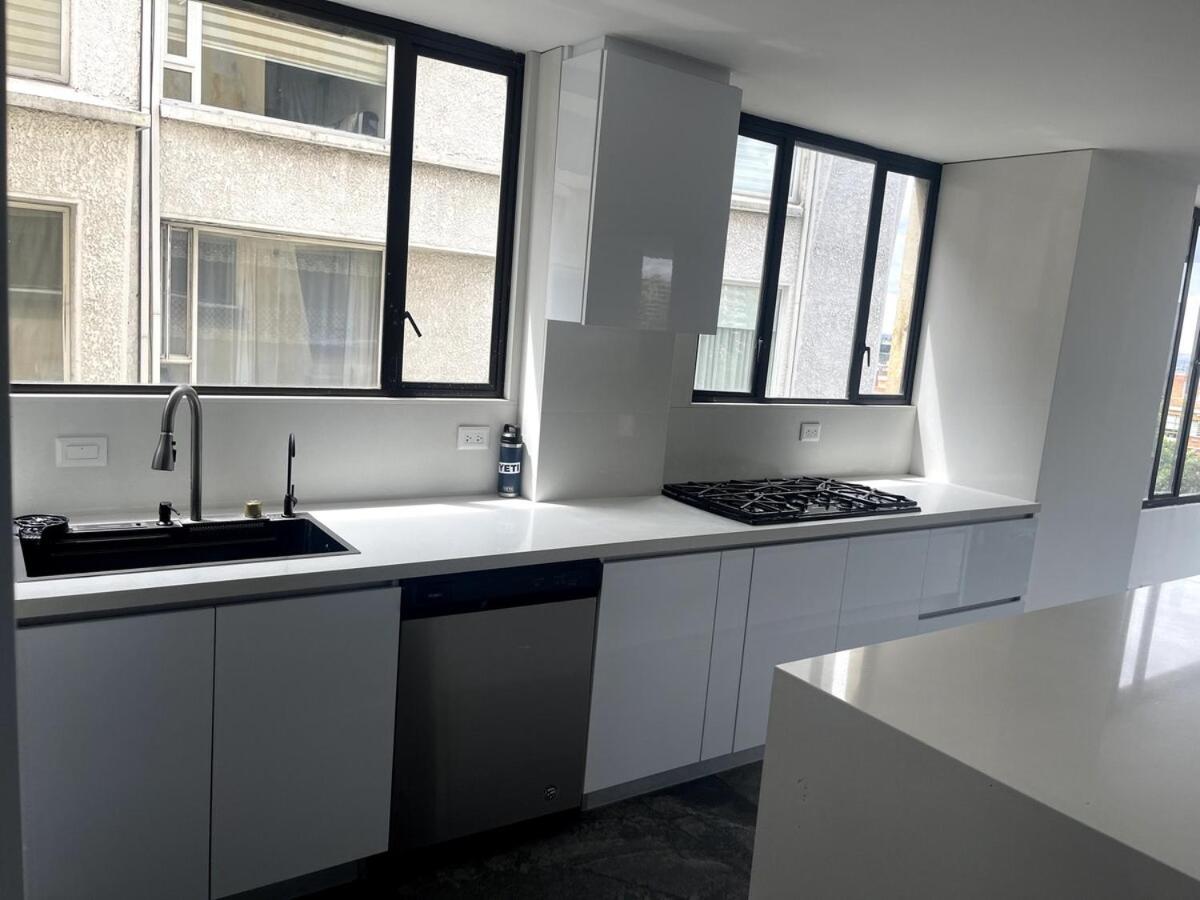 Apartamento con grandes espacios - 3