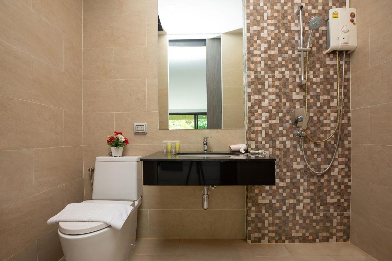 4BR Villa B5 with Pool, Vibrant Life at Kata Beach - UTK5 - 3