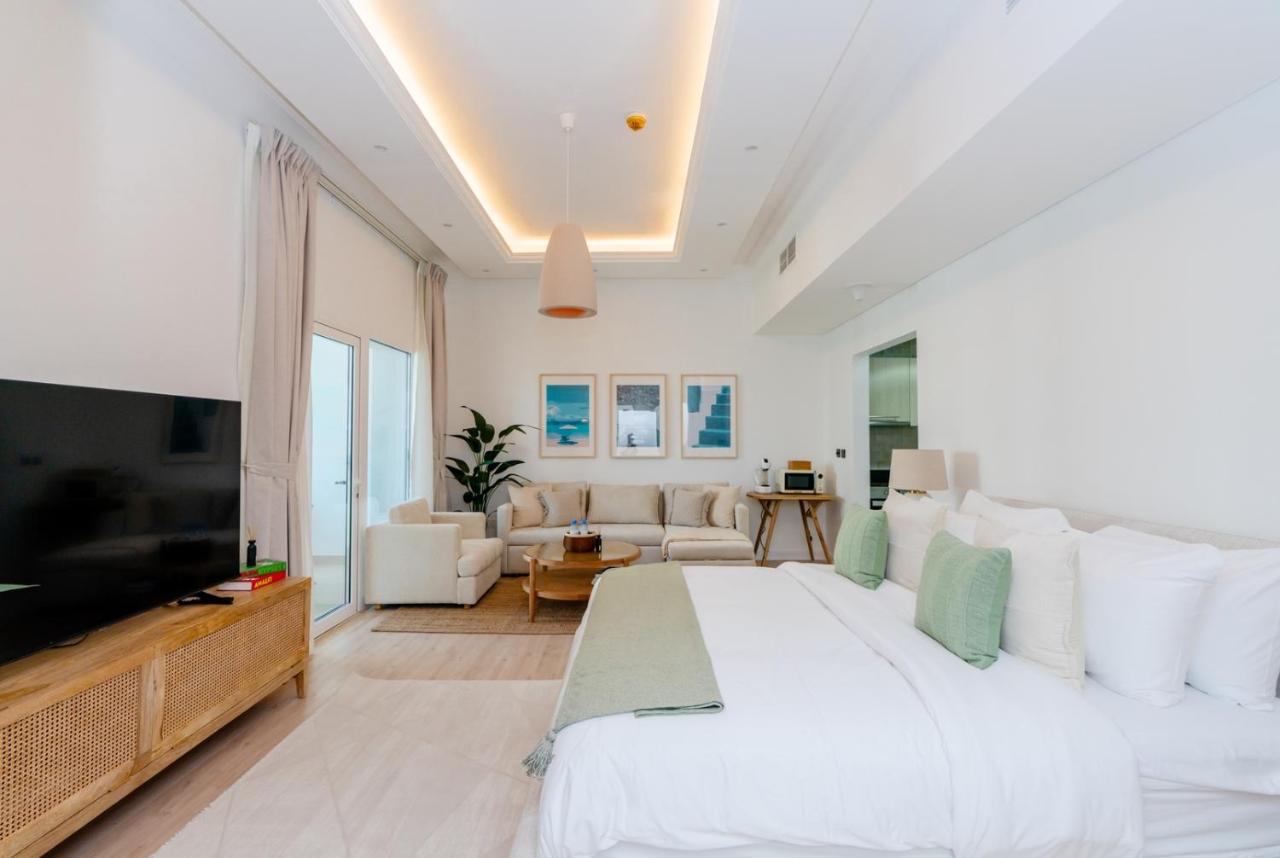 Studio by Otolo Homes with Free Yas Theme Park Tickets - 5