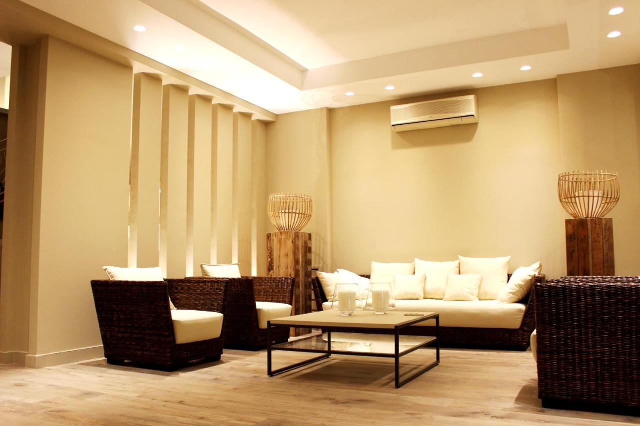 Astoria Hotel photo