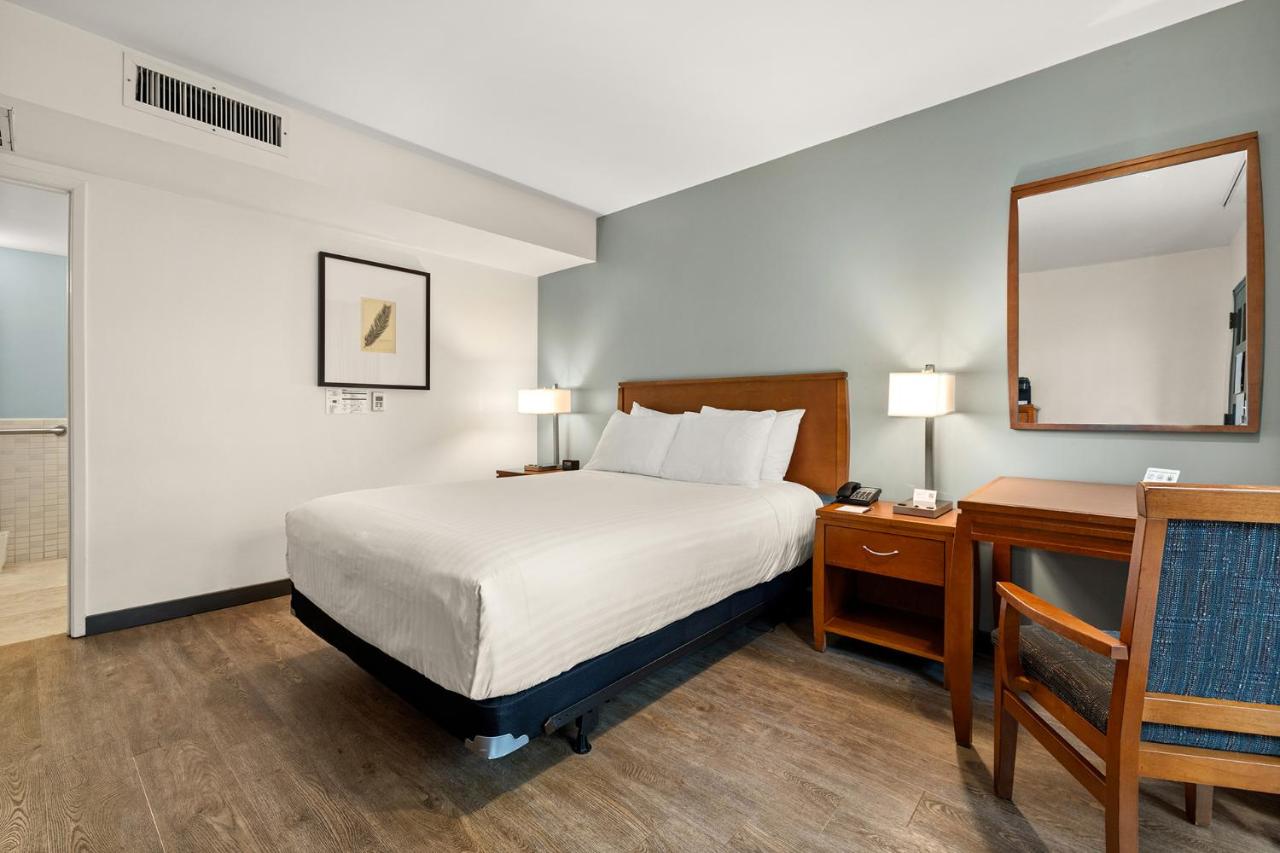 Vagabond Inn Glendale — photo 8