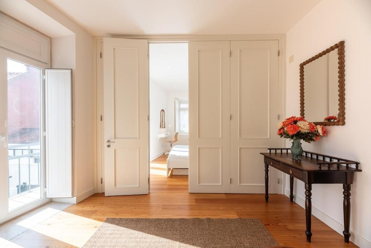 Liberdade Great Bright Apt with AC Elevator Garage - 4