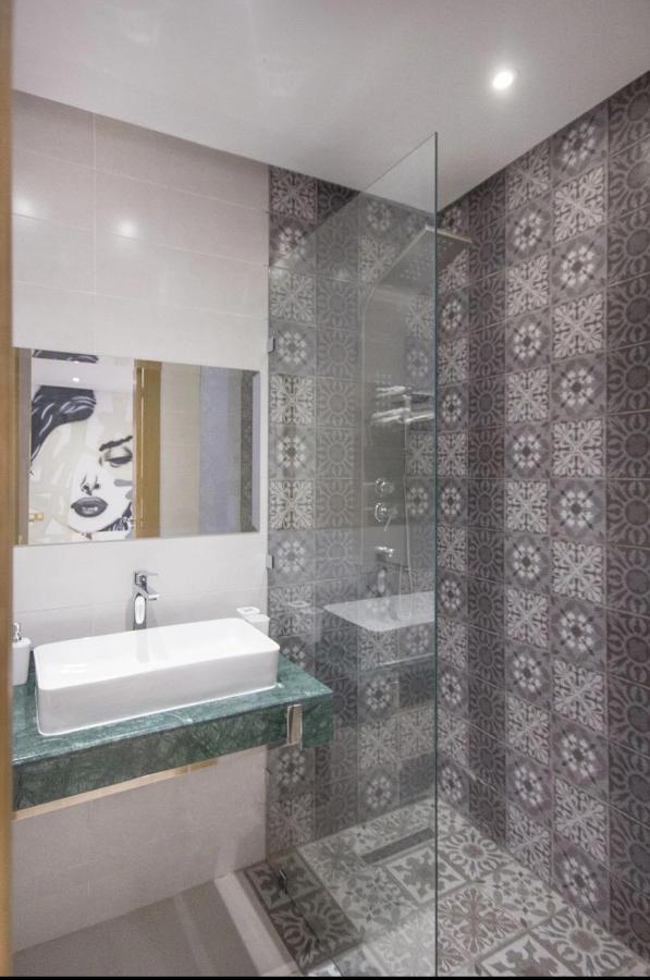 Urban Chic 2 bedrooms in Utimate City Center - 3