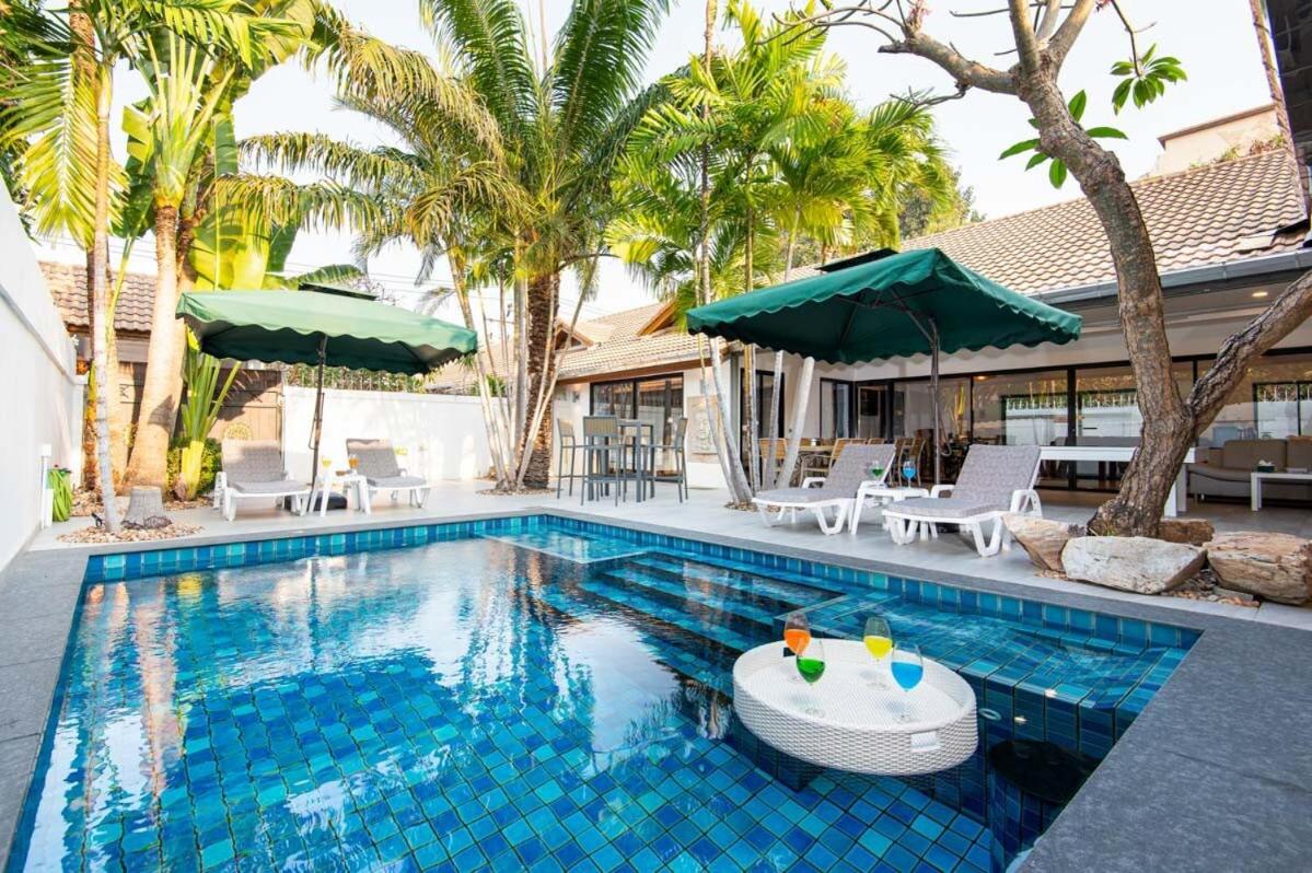 The Grand Oasis Villa