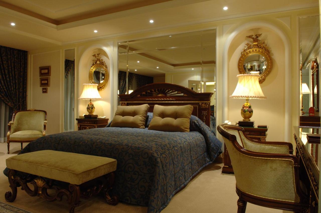 Regency Palace Hotel photo