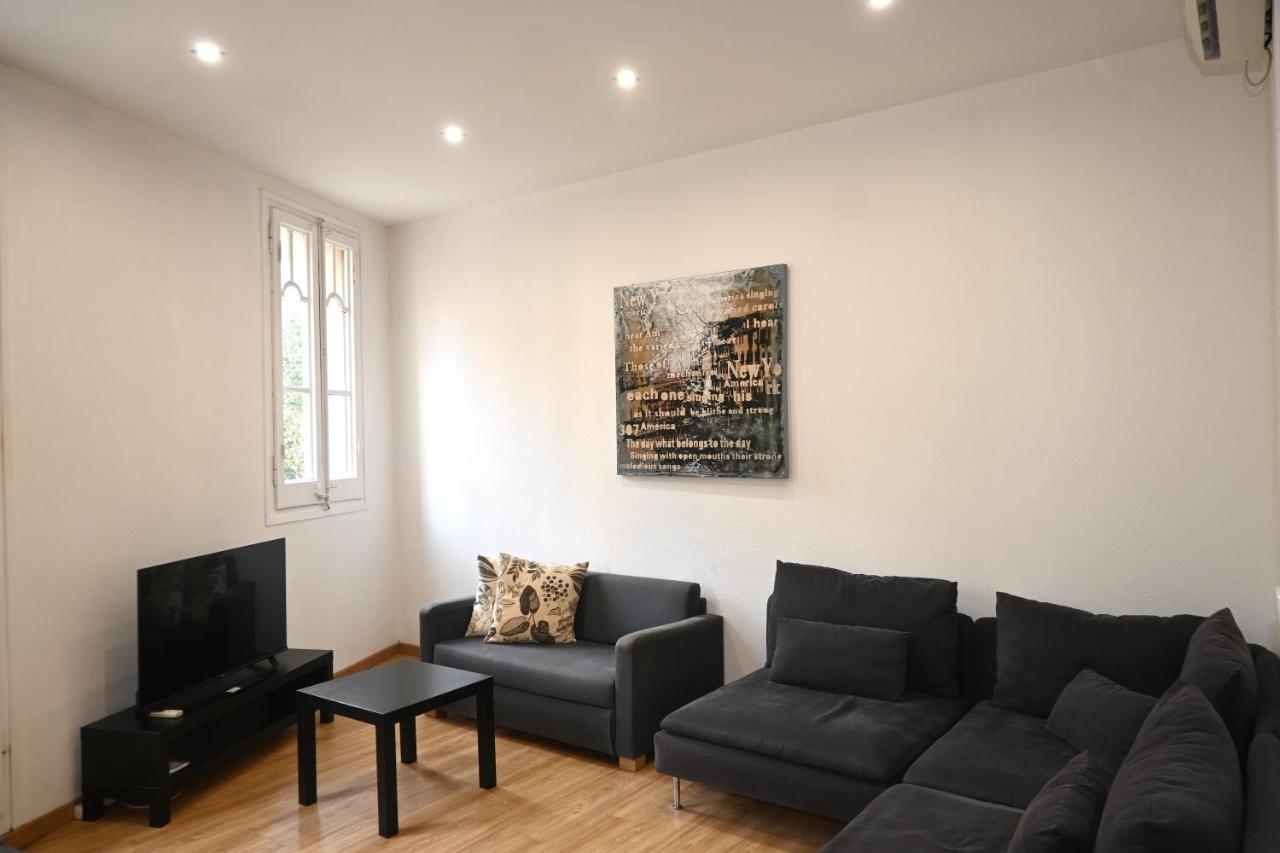 Homenfun Barcelona Paseo de Gracia - 5