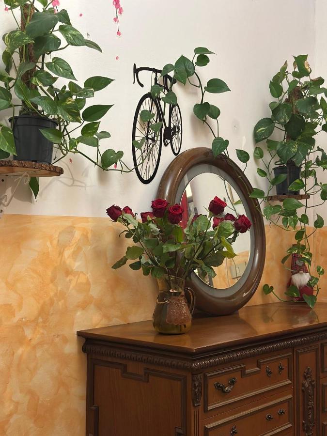 3 minutes from train - 5