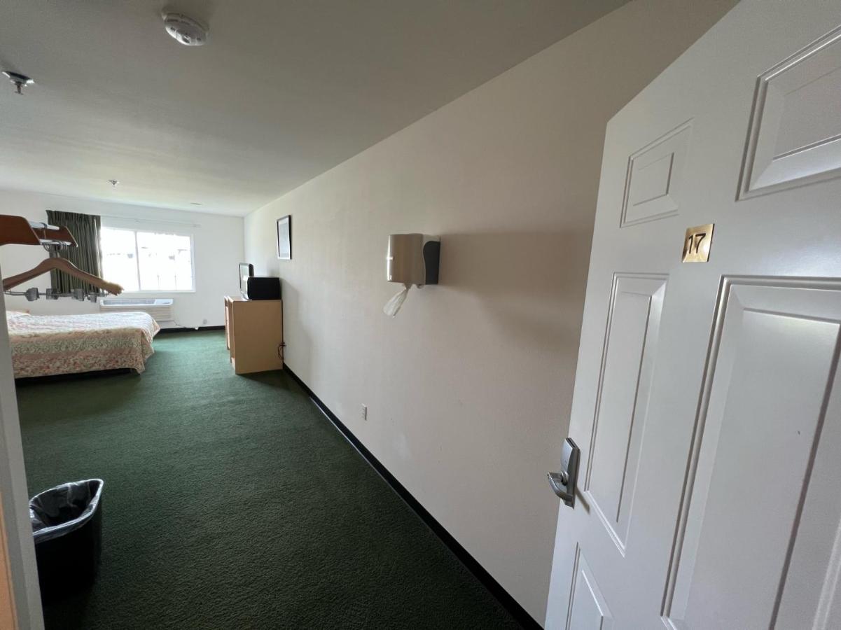 Red Bud Country Inn — photo 18