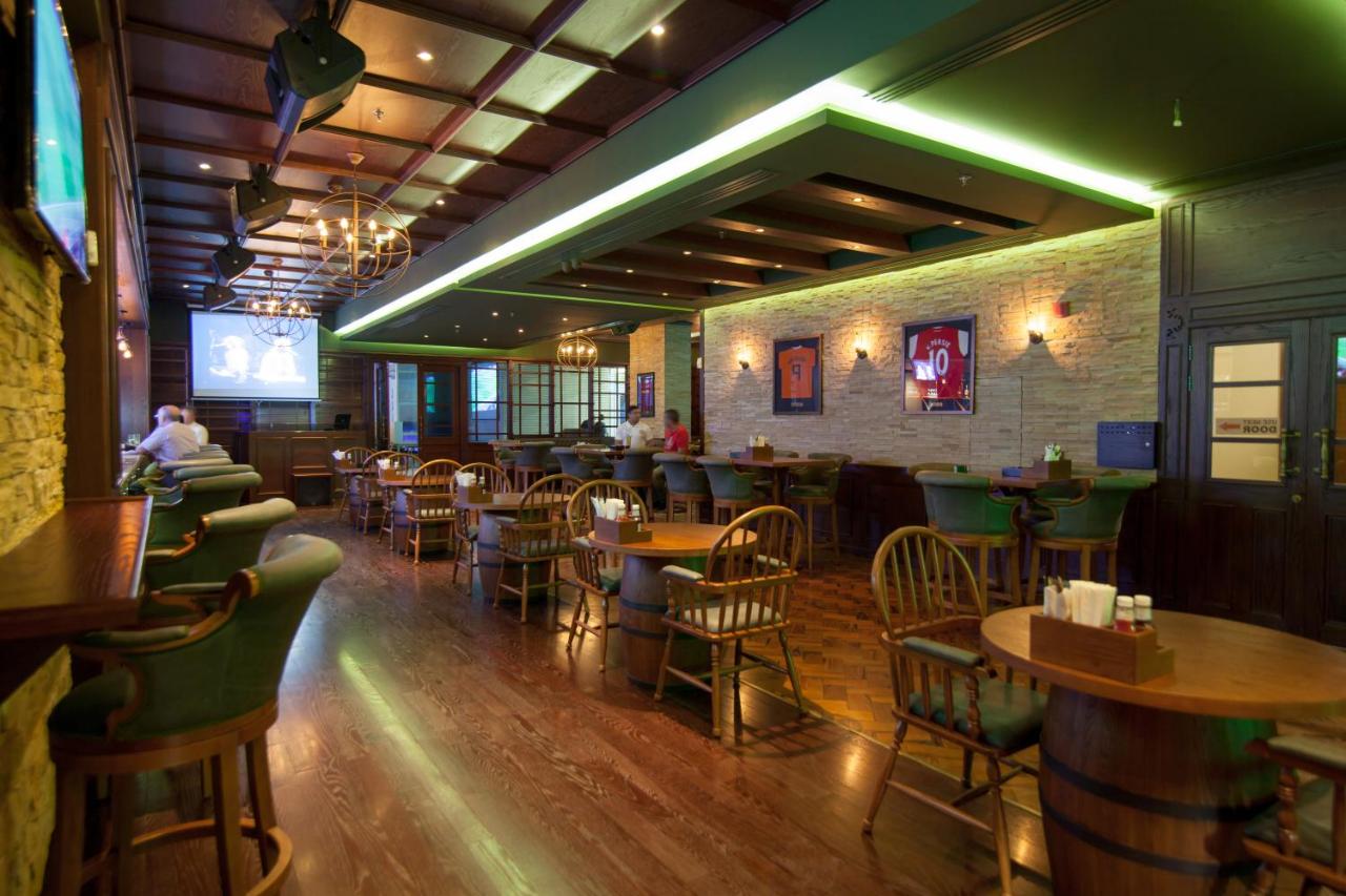 Premier Hotel photo