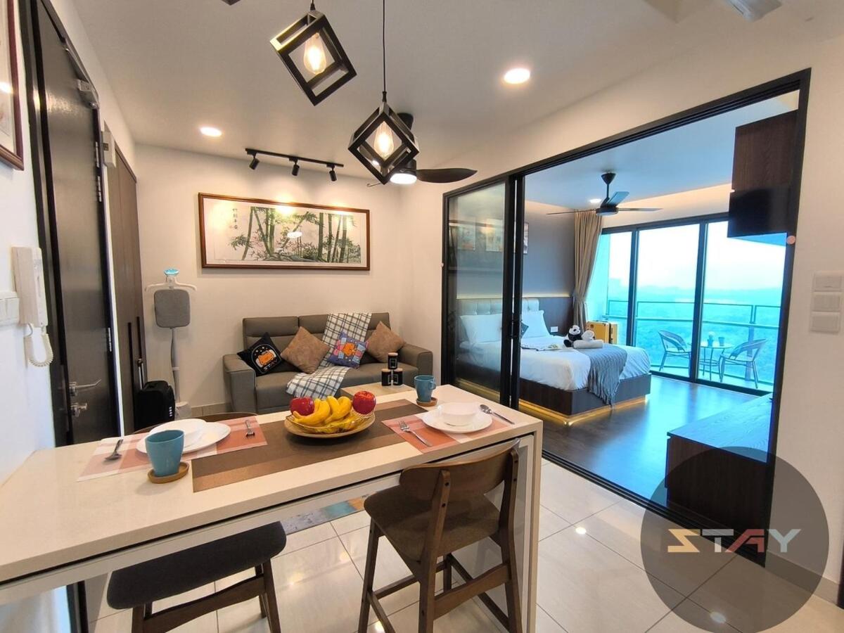 Almas Couple Cozy Premium Loft Netflix BySTAY - 5