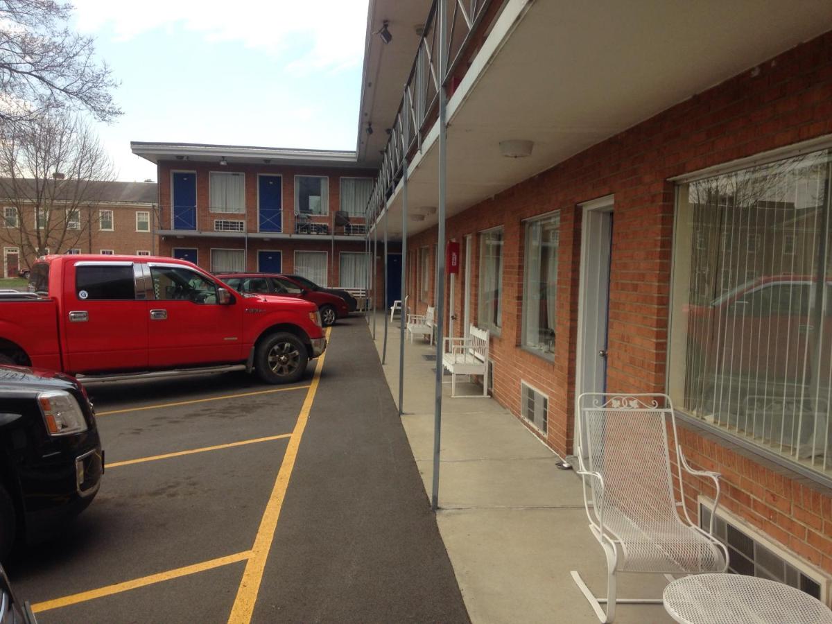Budget Inn near Westrock — photo 20