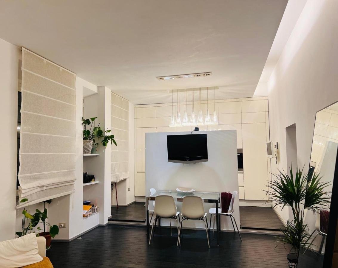 Vatican 3th Floor - 5