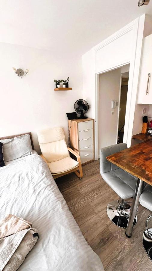 Light Studio with kitchenette close to Hyde Park - 5