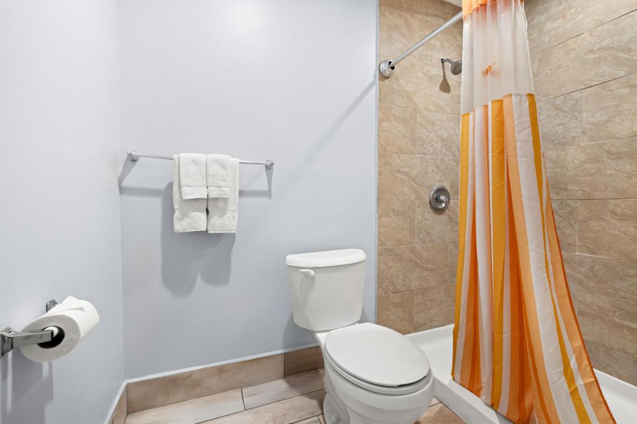 Village Haven Inn & Extended Stay — photo 23