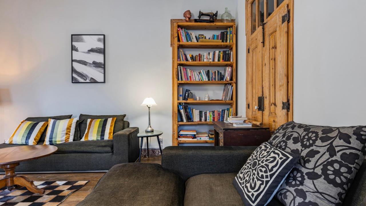 Portuguese Charm Guesthouse by LovelyStay - 5