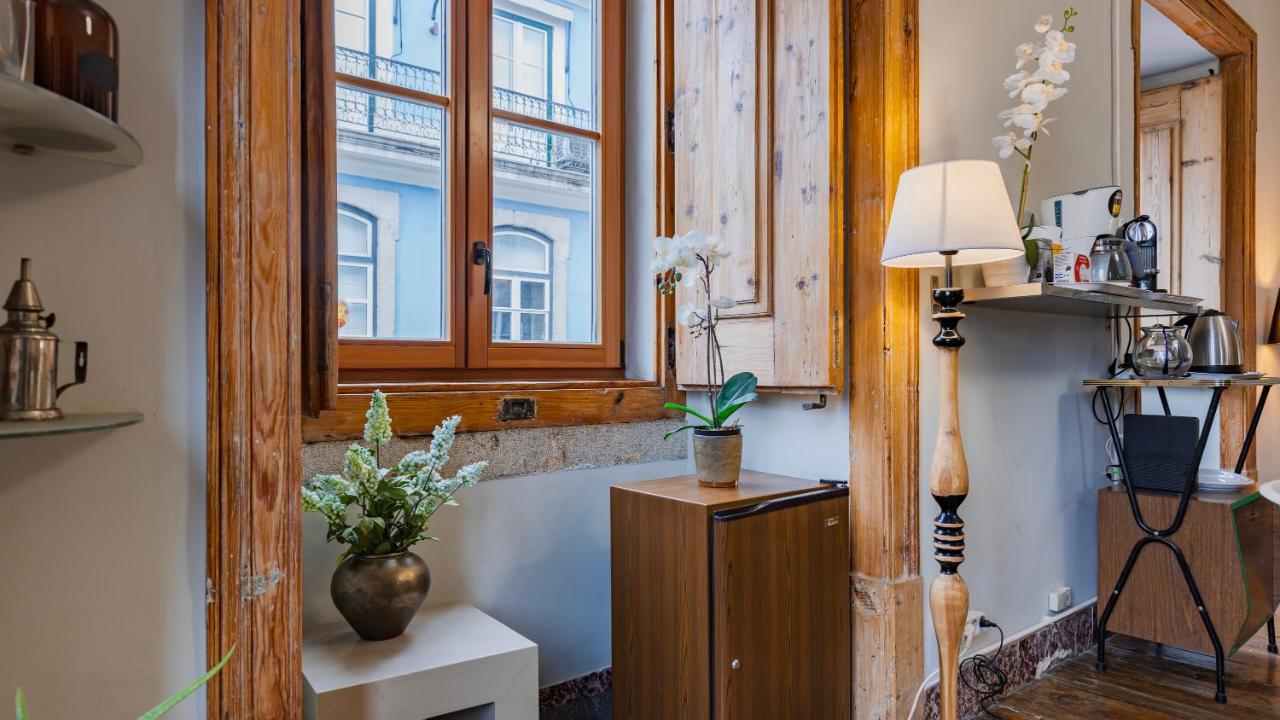 Portuguese Charm Guesthouse by LovelyStay - 3